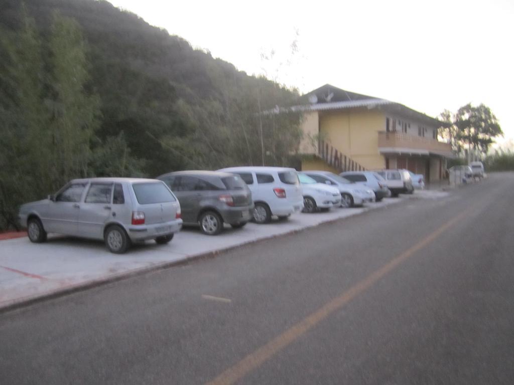 Hotel Residencia Pedra Do Elefante Guarapari Exterior foto
